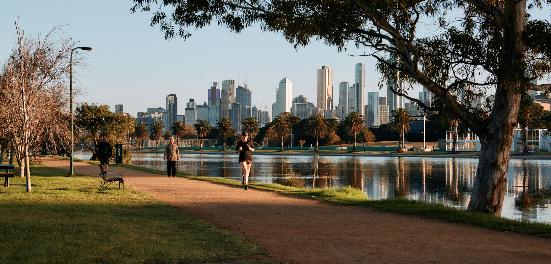 Albert Park walk track, view of the city.